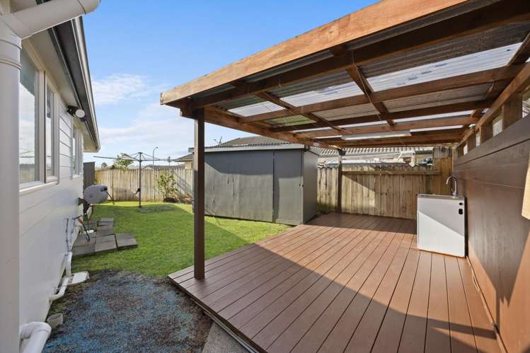 2 Libnai Avenue Clover Park_20