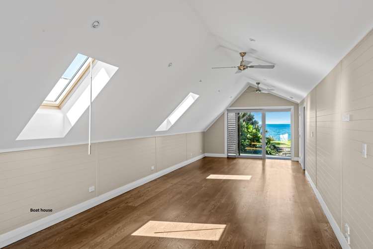 4b and 6 Marellen Drive Red Beach_41