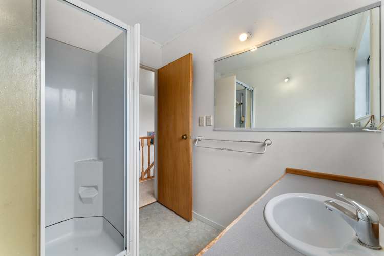 16 Redfern Lane Glenfield_10