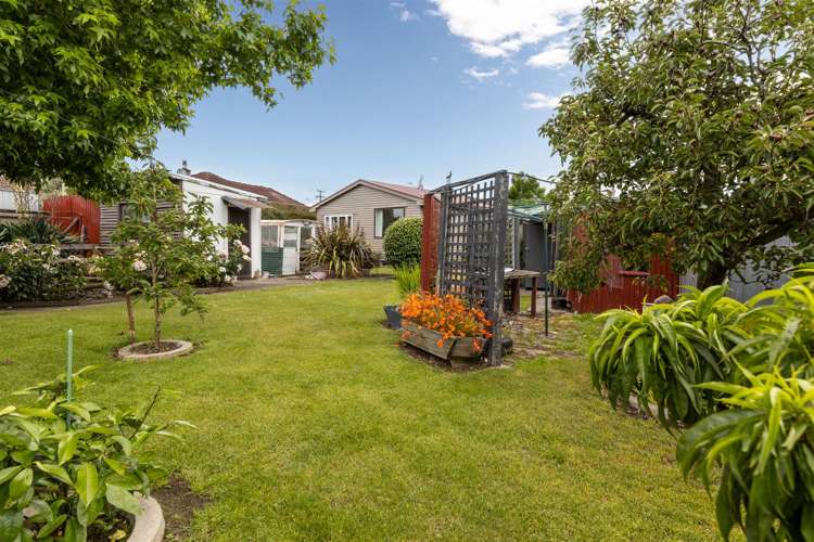 196 Maxwell Road Redwoodtown_14