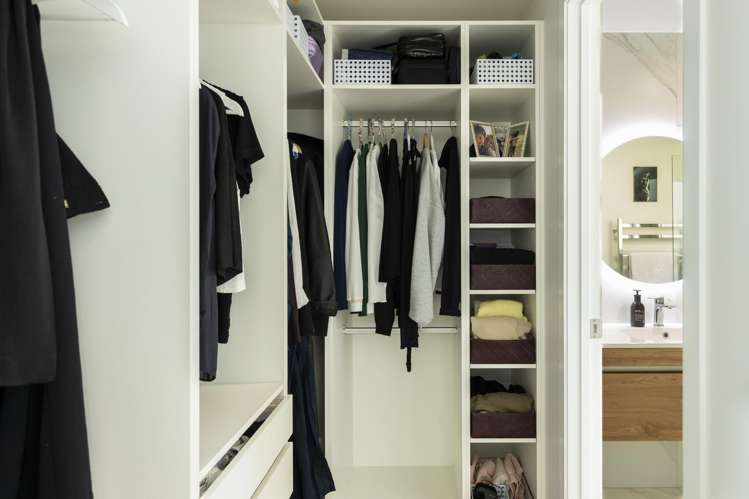 199A Gill Street Strandon_5