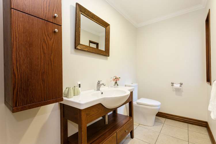 16 Glenbrook Drive Mosgiel_11