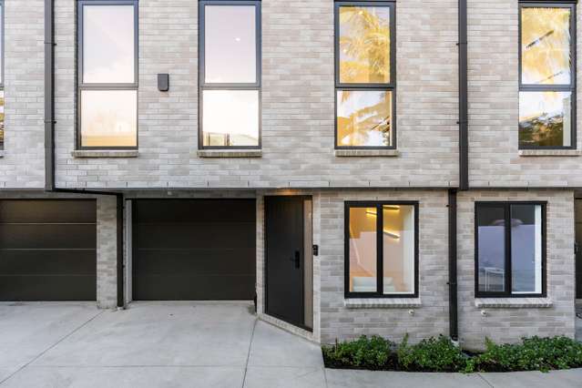35C&D Lynden Avenue Hillcrest_2