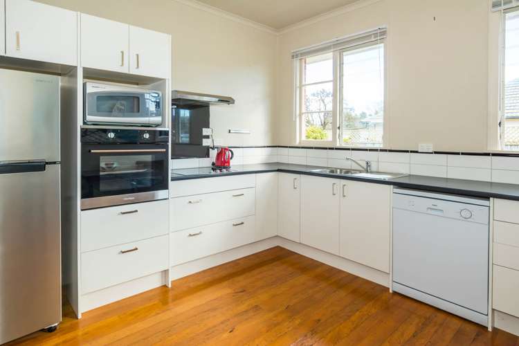 16 Glen Street Marchwiel_1