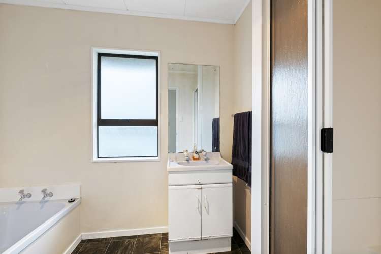 6 Melia Place Stanmore Bay_9