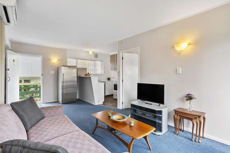 9/23 Fairview Road Mount Eden_2