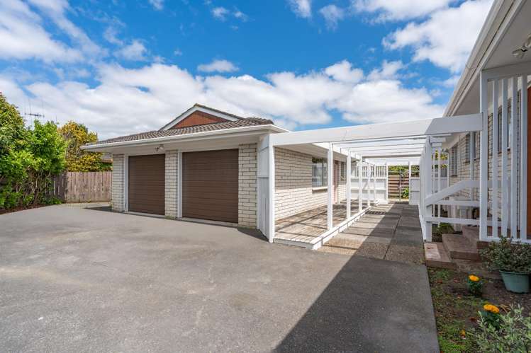69 Tramway Road Enderley_12