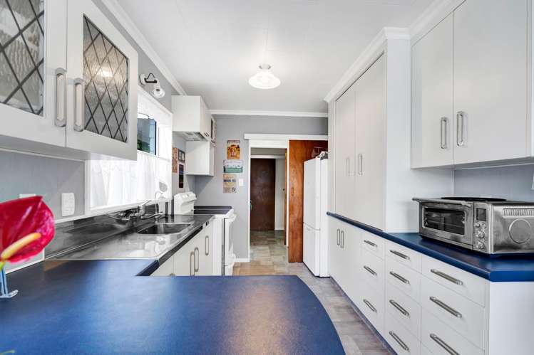 4 Oswald Place Stratford_8