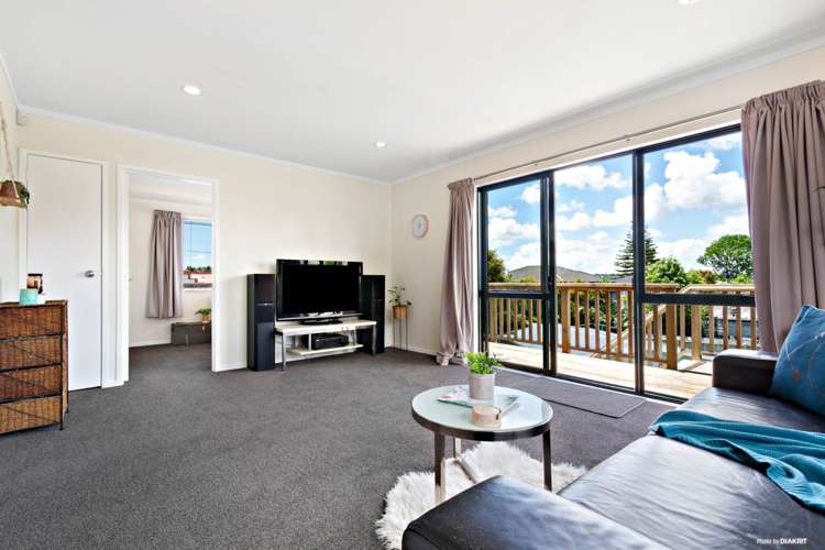 17 Koromiko Street New Lynn_10