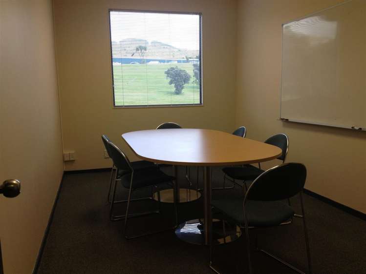 Level 1, 12 Hagley Street Porirua_6