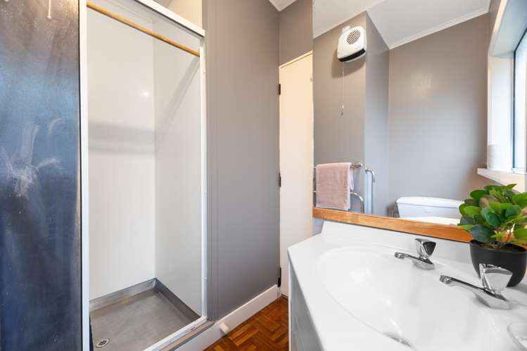 174 Matai Road Raumati Beach_11