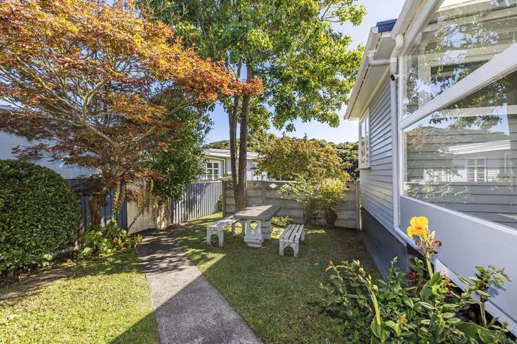 5 Champion Street Porirua East_25