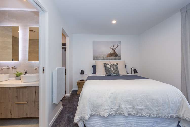 151 Upton Street Wanaka_11