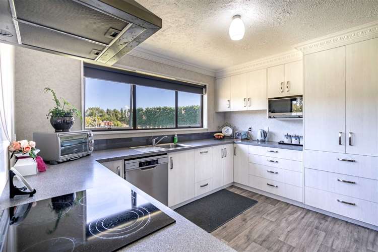 147 East Road Ascot_1