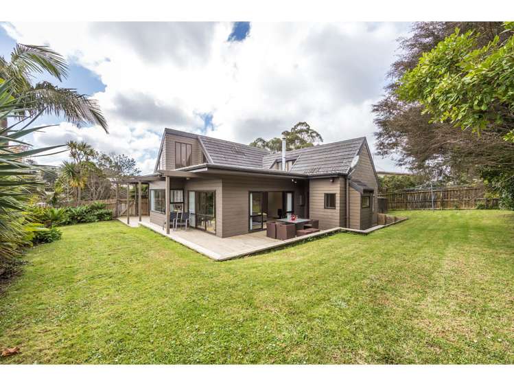 29 Dobell Road Stanmore Bay_18