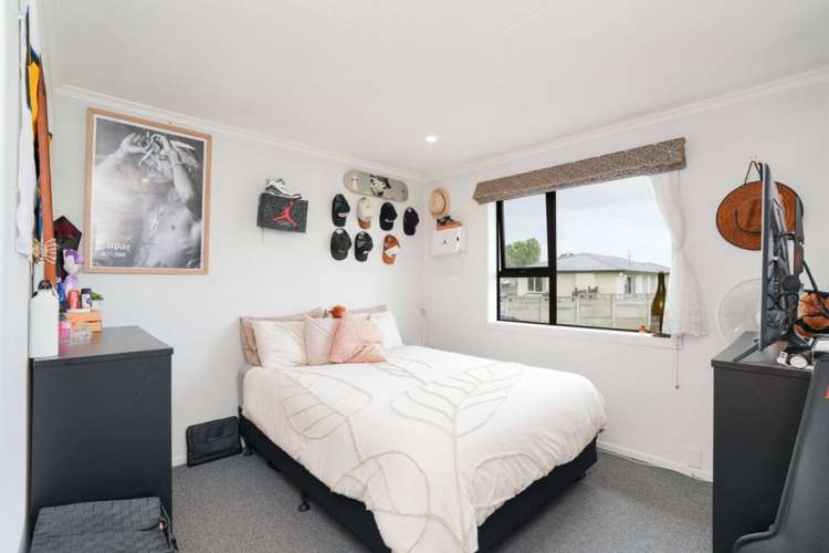 9 Dumbarton Place Strathern_7