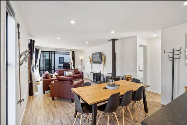 25 Miro Park Lane 1218_3