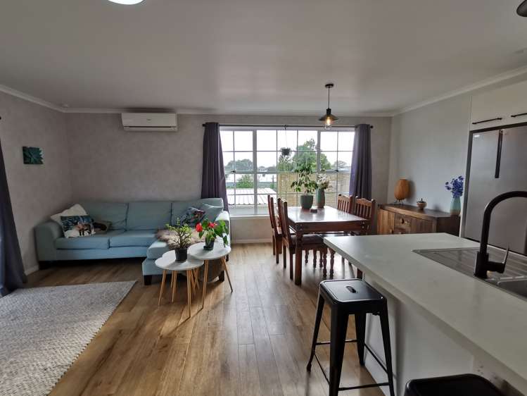 9 Whaka Road Maungaturoto_5