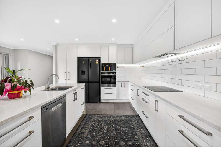 37 Riverglade Parkway_1