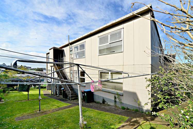 4/17A Esplanade Road Mt Eden_9