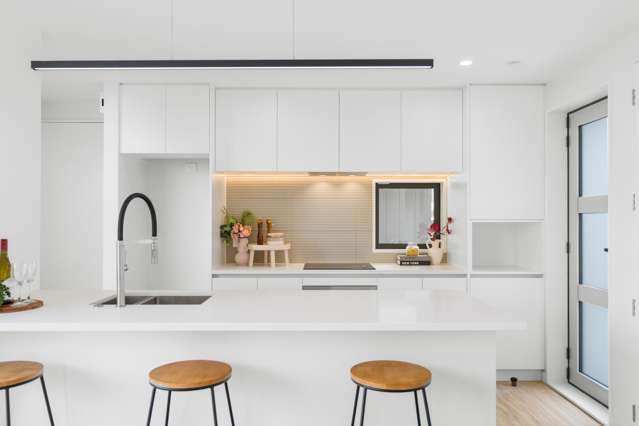2/5 Clarence Street South Addington_2