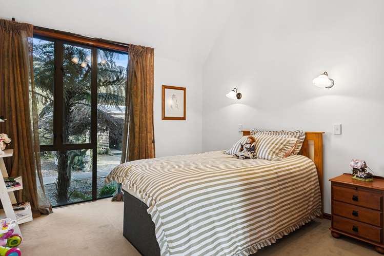 131 Mount Thomas Road Fernside_16