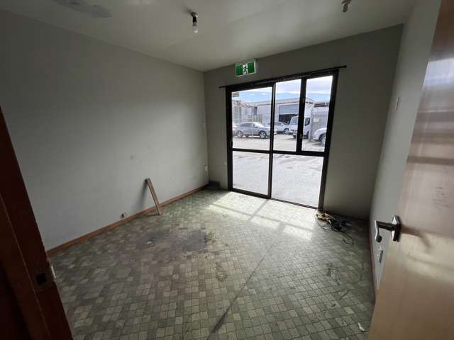 2/79 Brisbane Street Sydenham_4