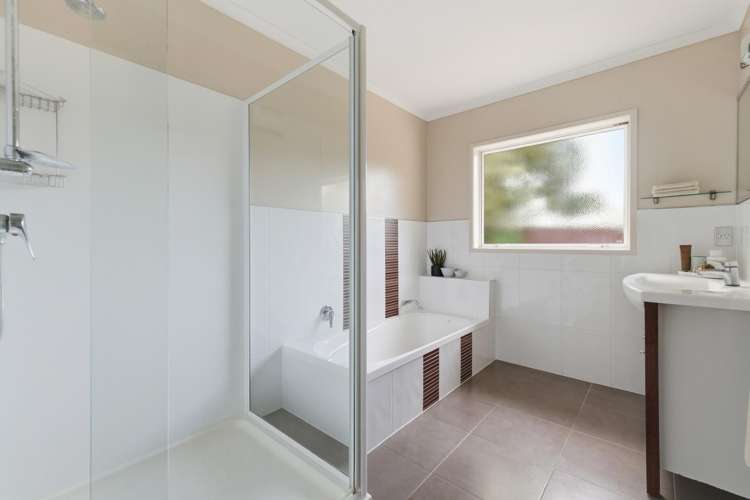 37 Tomika Crescent Papamoa Beach_17