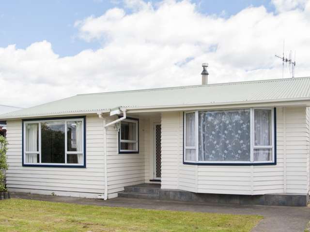 205 Riverslea Road South Akina_1