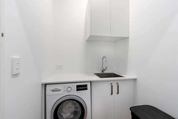 77 Blighs Road Strowan_13