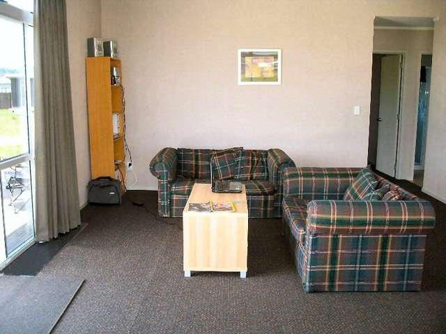 108 Karo Drive Matarangi_1