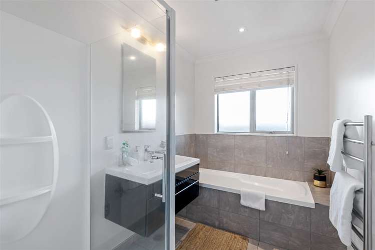 18 Bateman Avenue Bryndwr_17