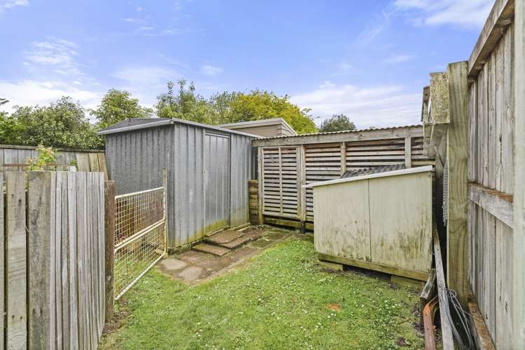 83 Carlyle Street Leamington_24