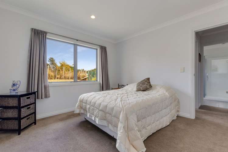 18 Mudgeways Road Massey_19