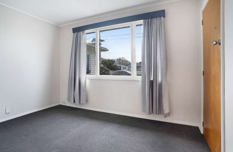 32 Woodward Street Featherston_7