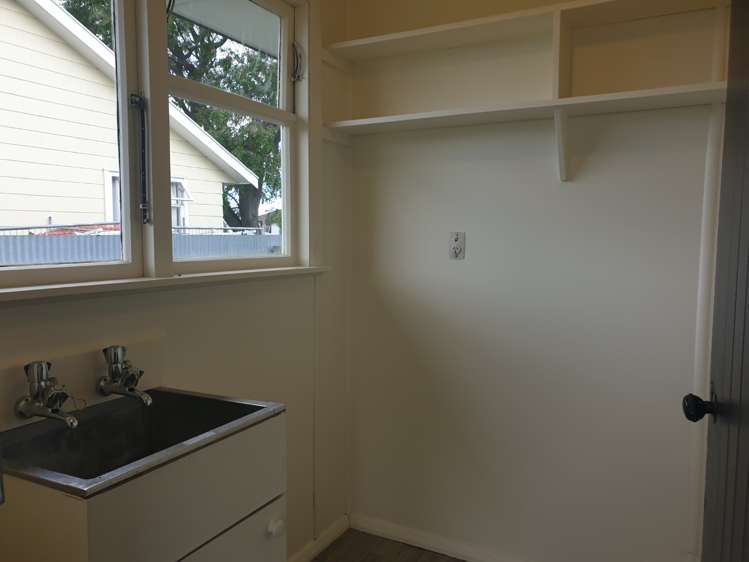 10 Arbroath Avenue 10480_9