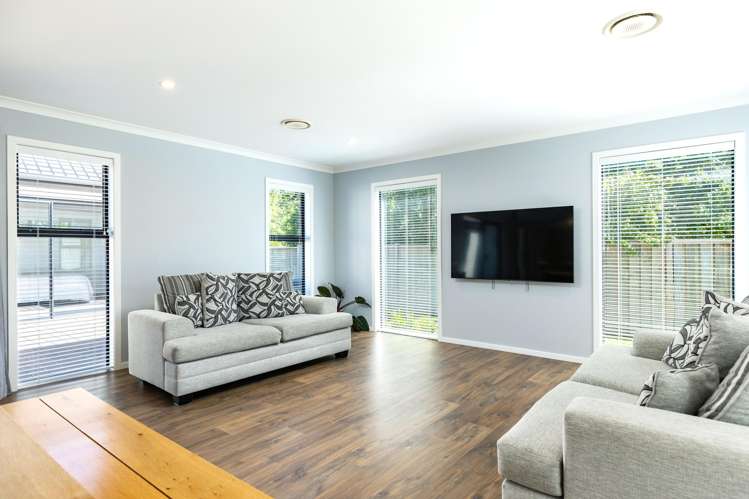 33 Blackmore Place Springlands_14