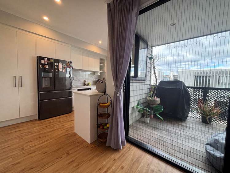 3 Kaiwawao Lane Hobsonville_7