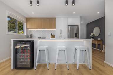 44 Tradewinds Drive_3