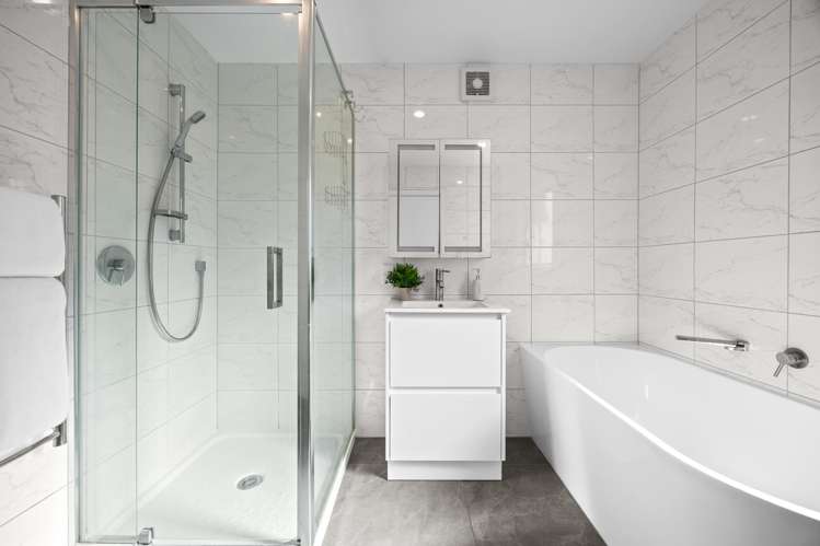 12 Tomuri Place Mount Wellington_16