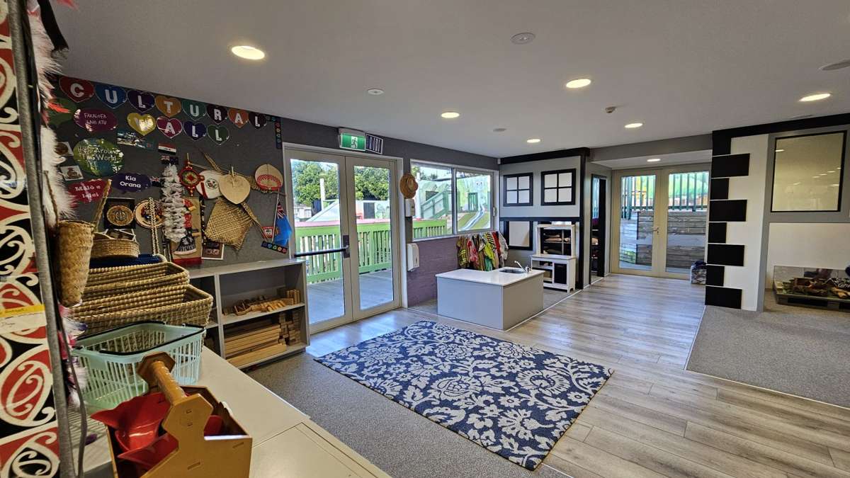 52 Alfriston Road_5