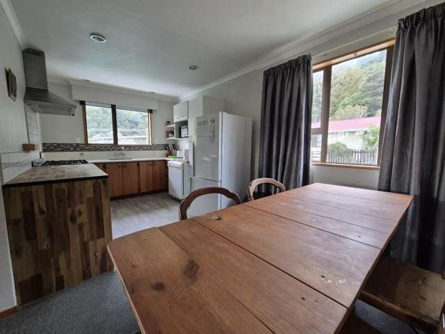 73 Devon Street Picton_4