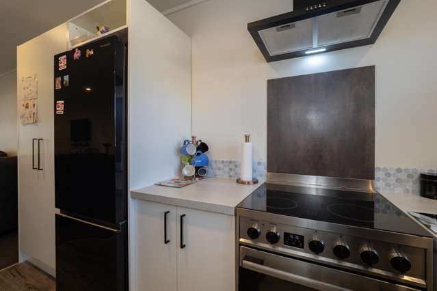 Flat 2, 76 Lane Street Allenton_4