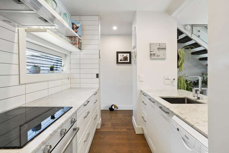 8/32C Ballarat Street_2