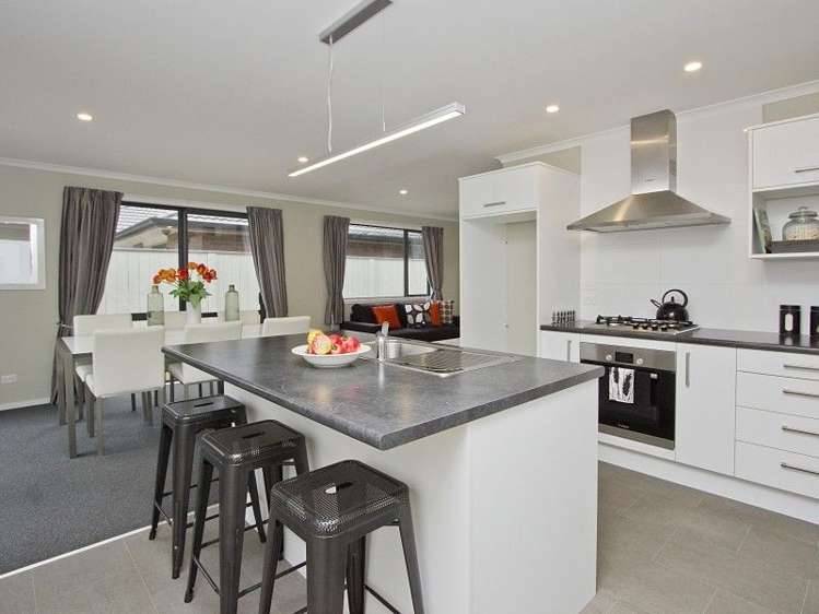 23 Fraser Colman Grove Wainuiomata_1