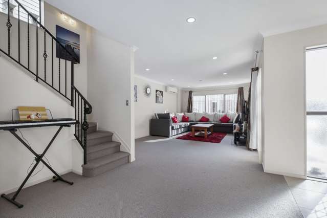 67 Mandival Avenue Flat Bush_4