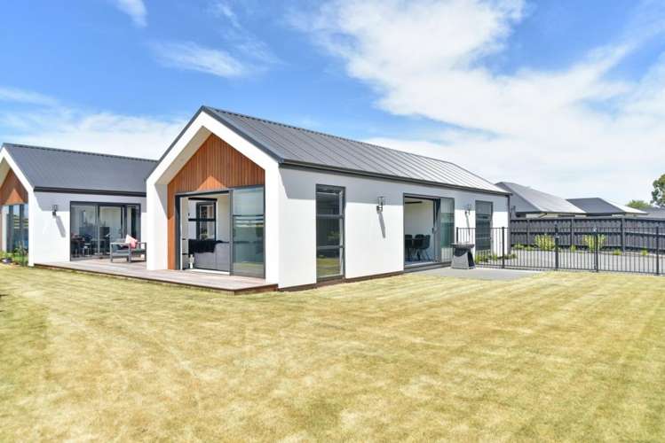 17 Angus Place Rangiora_26