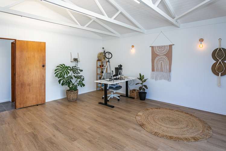 111 Ngati Pu Place Whangamata_24