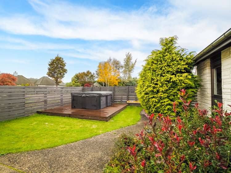 63 Glenbrook Drive Mosgiel_18