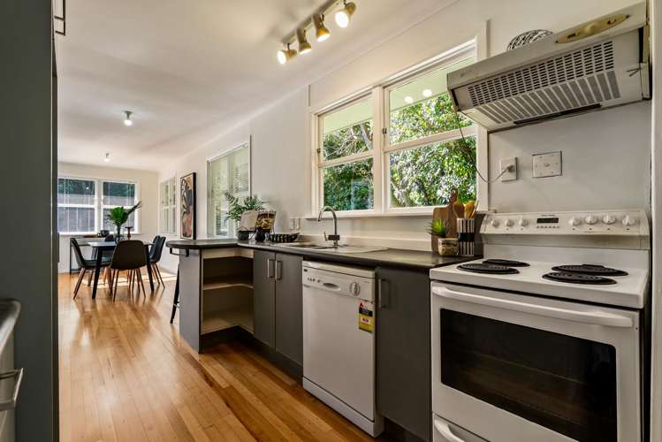 61 Beazley Avenue_5